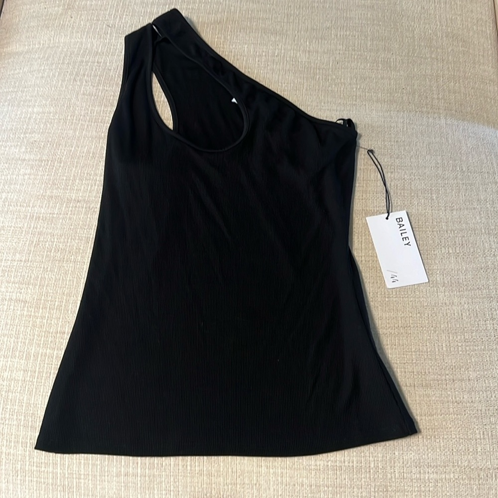 Bailey/44 Keyhole Top NWT
